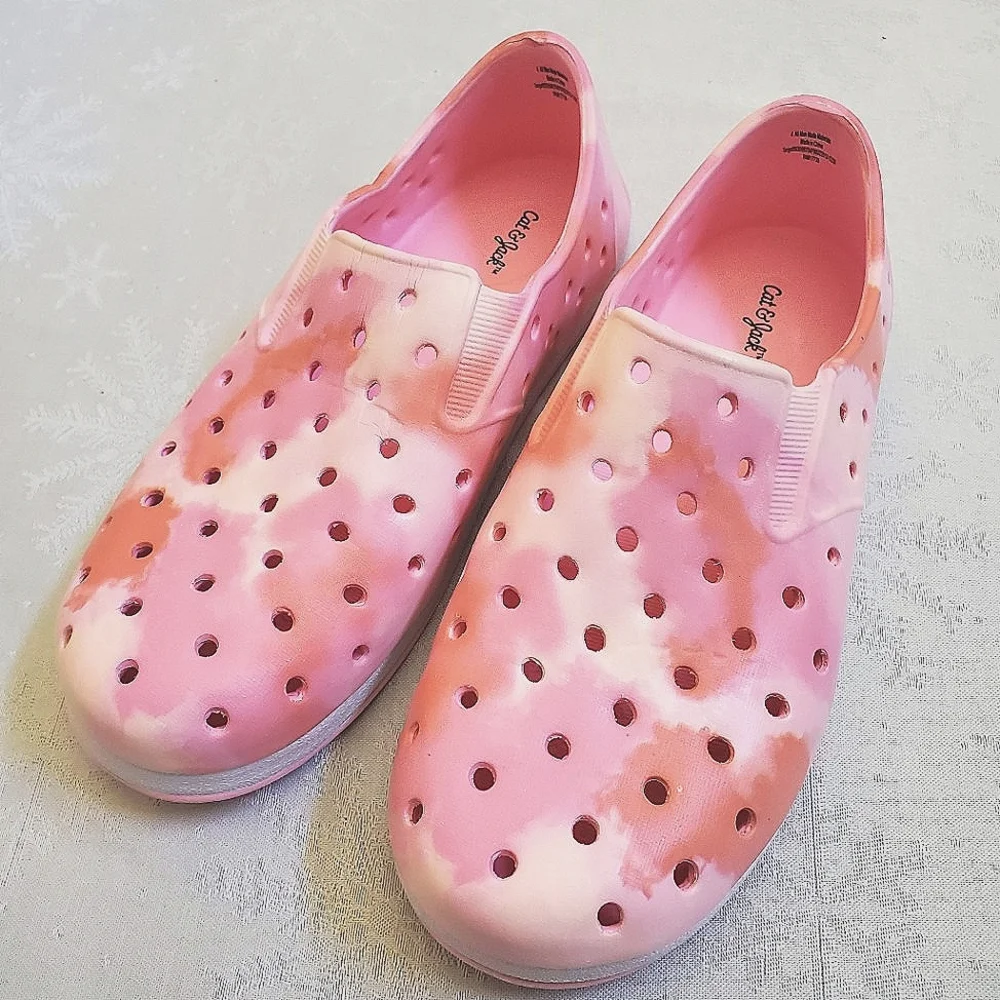 Cat & Jack Pink Marbled Water Shoes Big Girl Size 4